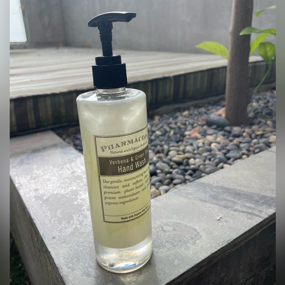 Exclusive - Pharmacopia Verbana and Green Tea Hand Wash - Picture 7 of 13